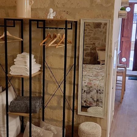 Loft Albicocca Bed & Breakfast Bari Ngoại thất bức ảnh